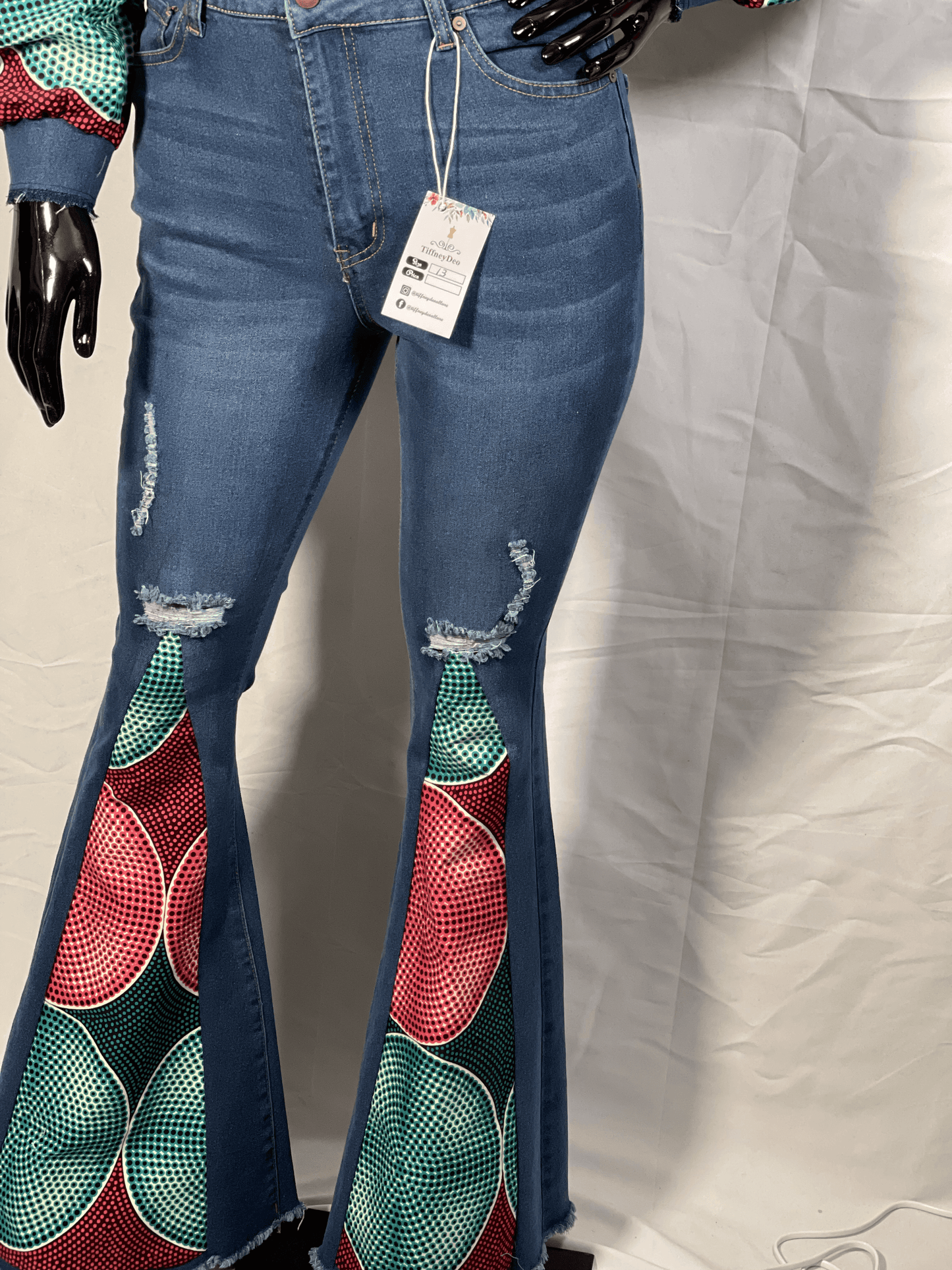 Not So Common Ripped Bell Bottom Jeans Set