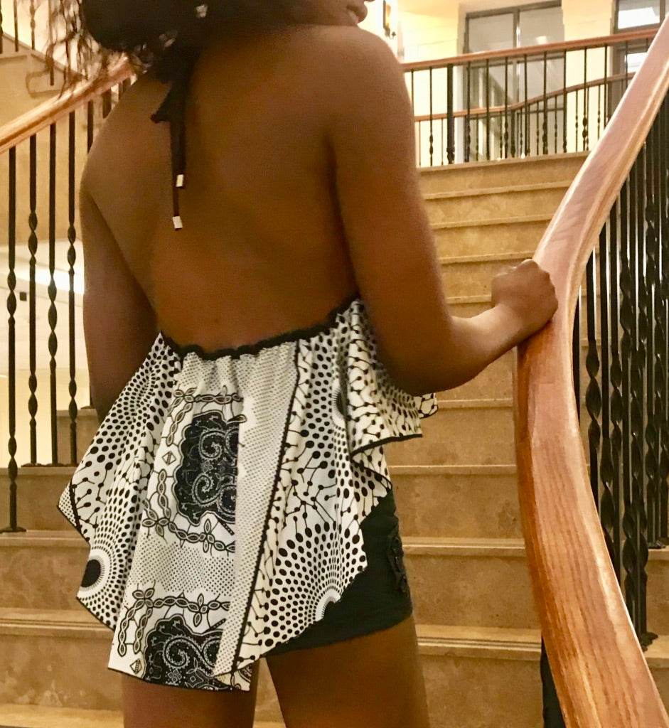 HALTER NECK SPIRAL CROP