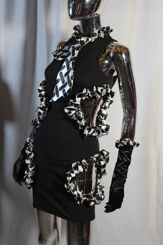 Monochrome Ruffle Mirage